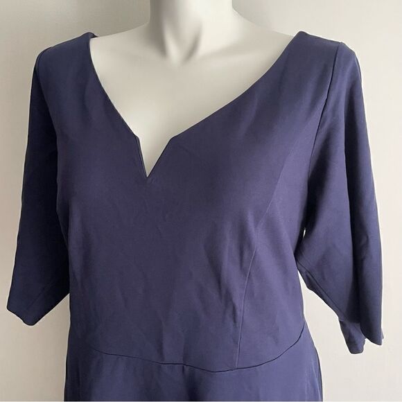 NWT Navy Dress by City Chic, Size XXL/24 - Picture 4 of 8